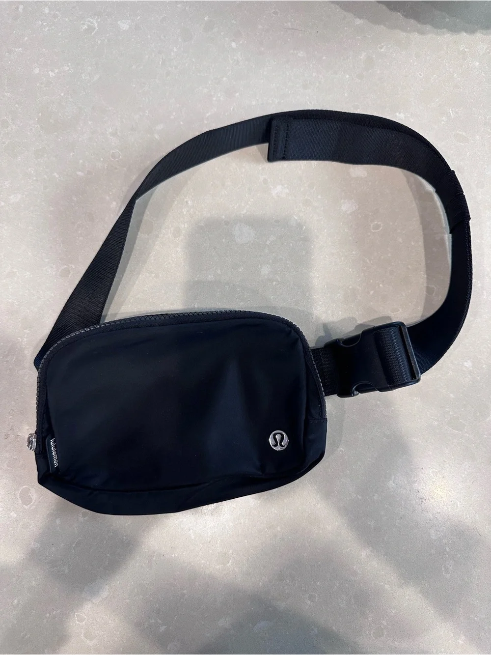 Lululemon Everywhere Belt Bag 1L Black